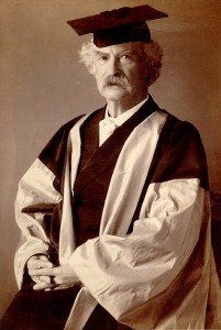 Mark Twain receiving an honorary doctorate from Oxford University. Wikimedia Commons
